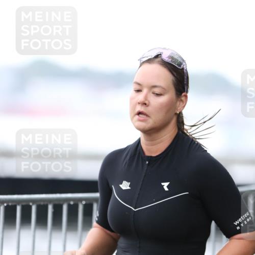 16.08.2026 - KN Förde Triathlon 2026 Antke Förster http://msf.ph/oto/10004660 16.08.2026 10:11:56 Laufen 40 meine-sportfotos.de