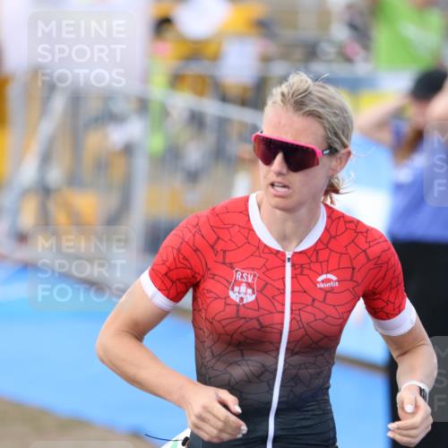 16.08.2026 - KN Förde Triathlon 2026 Antke Förster http://msf.ph/oto/10004755 16.08.2026 15:35:30 Laufen  meine-sportfotos.de