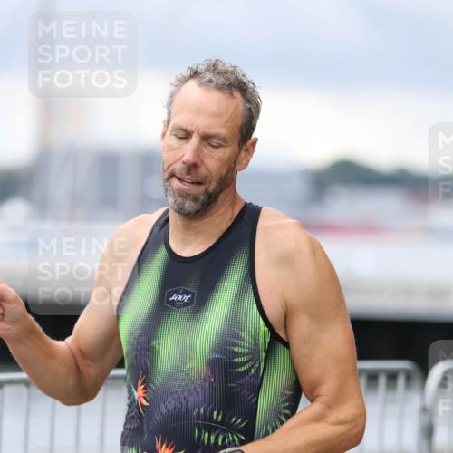 16.08.2026 - KN Förde Triathlon 2026 Antke Förster http://msf.ph/oto/10004761 16.08.2026 11:51:54 Laufen 7001, 305 meine-sportfotos.de