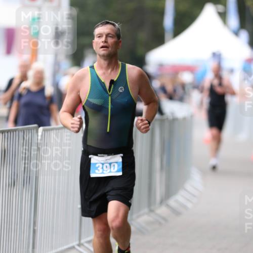 16.08.2026 - KN Förde Triathlon 2026 Antke Förster http://msf.ph/oto/10004773 16.08.2026 11:52:03 Laufen 390 meine-sportfotos.de