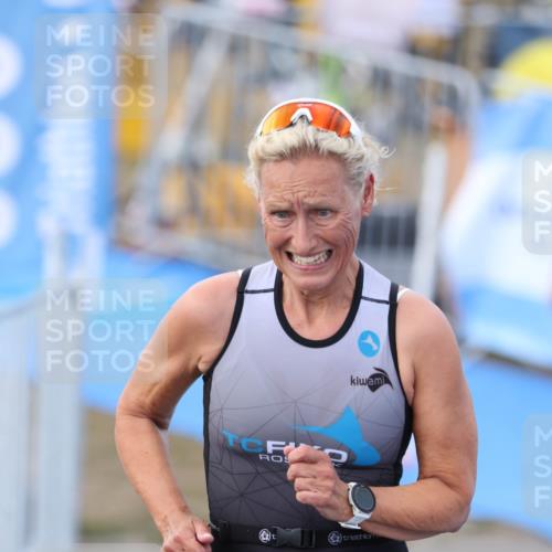 16.08.2026 - KN Förde Triathlon 2026 Antke Förster http://msf.ph/oto/10004799 16.08.2026 15:36:08 Laufen  meine-sportfotos.de