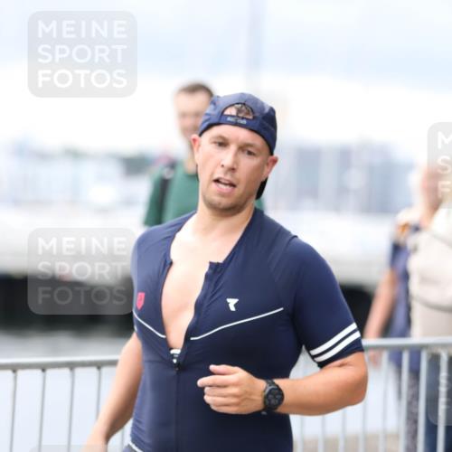 16.08.2026 - KN Förde Triathlon 2026 Antke Förster http://msf.ph/oto/10004853 16.08.2026 11:52:28 Laufen 337 meine-sportfotos.de