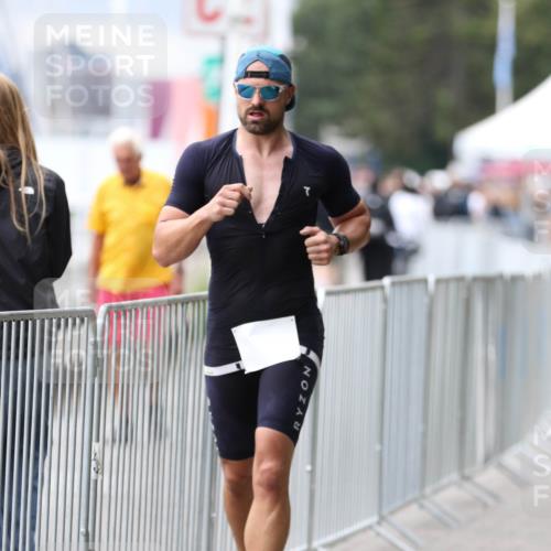 16.08.2026 - KN Förde Triathlon 2026 Antke Förster http://msf.ph/oto/10004865 16.08.2026 11:52:36 Laufen  meine-sportfotos.de