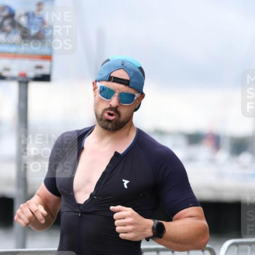 16.08.2026 - KN Förde Triathlon 2026 Antke Förster http://msf.ph/oto/10004885 16.08.2026 11:52:40 Laufen  meine-sportfotos.de