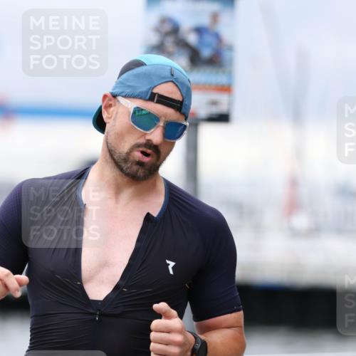 16.08.2026 - KN Förde Triathlon 2026 Antke Förster http://msf.ph/oto/10004889 16.08.2026 11:52:41 Laufen  meine-sportfotos.de