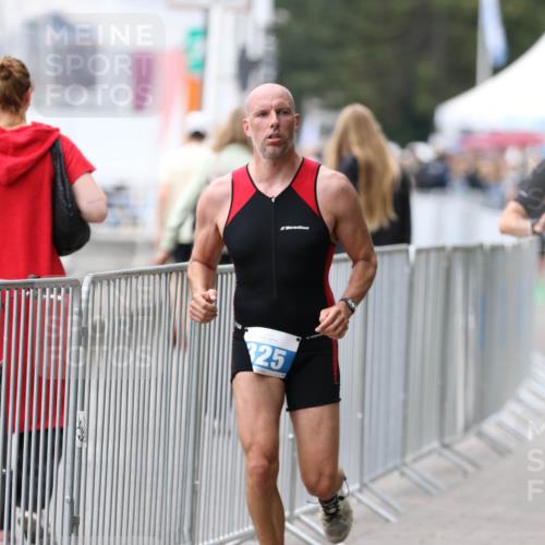16.08.2026 - KN Förde Triathlon 2026 Antke Förster http://msf.ph/oto/10004897 16.08.2026 11:52:46 Laufen 25 meine-sportfotos.de