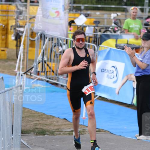 16.08.2026 - KN Förde Triathlon 2026 Antke Förster http://msf.ph/oto/10004915 16.08.2026 15:44:01 Laufen  meine-sportfotos.de