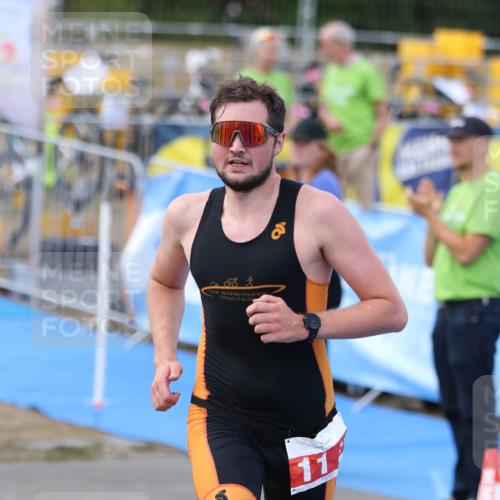 16.08.2026 - KN Förde Triathlon 2026 Antke Förster http://msf.ph/oto/10004927 16.08.2026 15:44:02 Laufen 11 meine-sportfotos.de