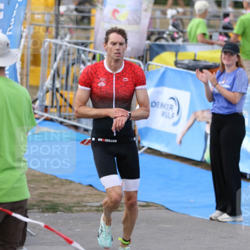 16.08.2026 - KN Förde Triathlon 2026 Antke Förster http://msf.ph/oto/10004943 16.08.2026 15:44:37 Laufen  meine-sportfotos.de