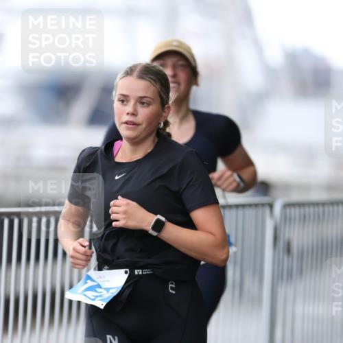 16.08.2026 - KN Förde Triathlon 2026 Antke Förster http://msf.ph/oto/10004948 16.08.2026 10:13:50 Laufen 2 meine-sportfotos.de