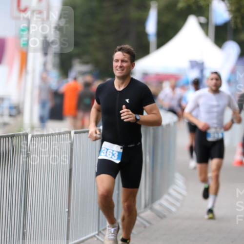 16.08.2026 - KN Förde Triathlon 2026 Antke Förster http://msf.ph/oto/10004969 16.08.2026 11:53:45 Laufen 363 meine-sportfotos.de