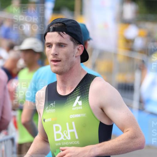 16.08.2026 - KN Förde Triathlon 2026 Antke Förster http://msf.ph/oto/10005011 16.08.2026 15:49:51 Laufen  meine-sportfotos.de