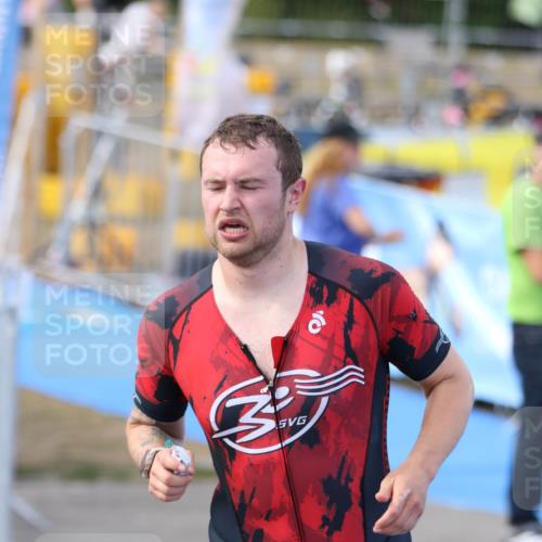 16.08.2026 - KN Förde Triathlon 2026 Antke Förster http://msf.ph/oto/10005051 16.08.2026 15:51:31 Laufen 97002, 10 meine-sportfotos.de