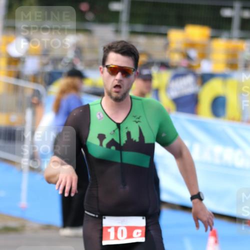 16.08.2026 - KN Förde Triathlon 2026 Antke Förster http://msf.ph/oto/10005075 16.08.2026 15:51:54 Laufen 10 meine-sportfotos.de