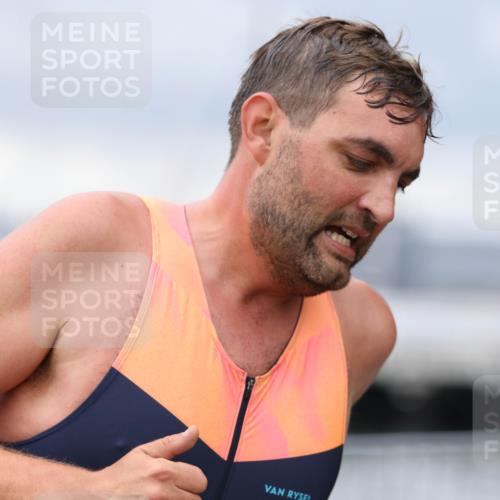 16.08.2026 - KN Förde Triathlon 2026 Antke Förster http://msf.ph/oto/10005097 16.08.2026 11:54:23 Laufen  meine-sportfotos.de