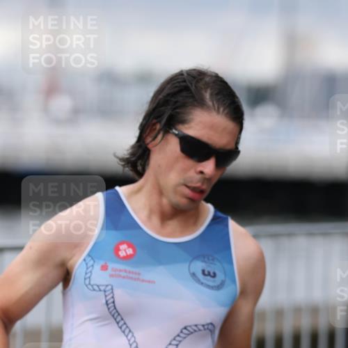 16.08.2026 - KN Förde Triathlon 2026 Antke Förster http://msf.ph/oto/10005125 16.08.2026 11:55:03 Laufen 3, 386 meine-sportfotos.de