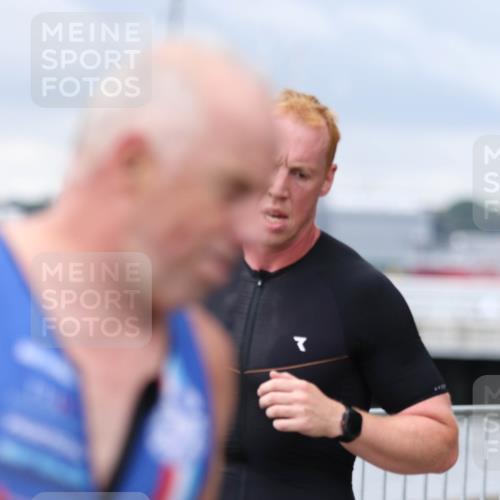 16.08.2026 - KN Förde Triathlon 2026 Antke Förster http://msf.ph/oto/10005165 16.08.2026 11:55:14 Laufen 0, 4420 meine-sportfotos.de