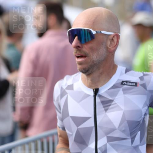 16.08.2026 - KN Förde Triathlon 2026 Antke Förster http://msf.ph/oto/10005211 16.08.2026 15:54:45 Laufen  meine-sportfotos.de