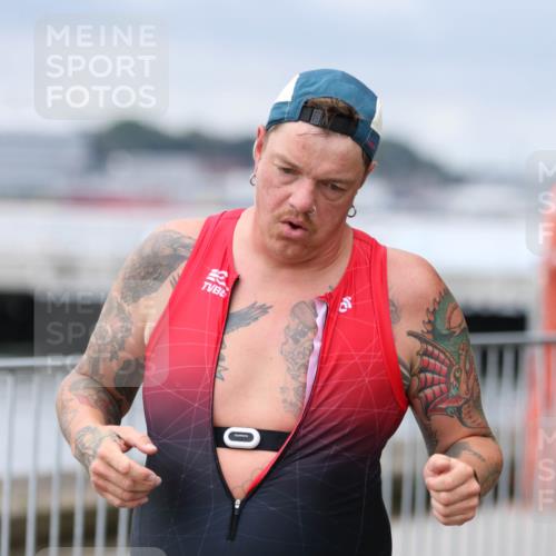 16.08.2026 - KN Förde Triathlon 2026 Antke Förster http://msf.ph/oto/10005229 16.08.2026 11:55:37 Laufen 2026, 346, 09 meine-sportfotos.de