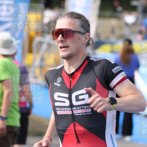 16.08.2026 - KN Förde Triathlon 2026 Antke Förster http://msf.ph/oto/10005231 16.08.2026 15:55:31 Laufen  meine-sportfotos.de