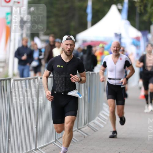 16.08.2026 - KN Förde Triathlon 2026 Antke Förster http://msf.ph/oto/10005313 16.08.2026 11:56:07 Laufen  meine-sportfotos.de