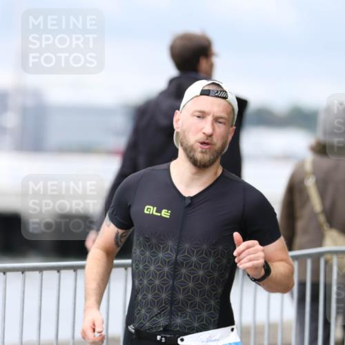 16.08.2026 - KN Förde Triathlon 2026 Antke Förster http://msf.ph/oto/10005333 16.08.2026 11:56:10 Laufen 6 meine-sportfotos.de