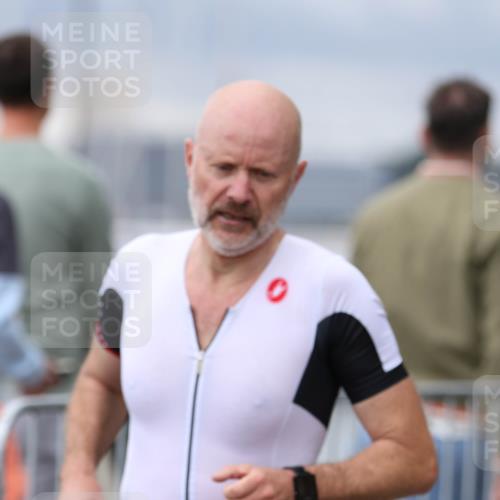 16.08.2026 - KN Förde Triathlon 2026 Antke Förster http://msf.ph/oto/10005349 16.08.2026 11:56:14 Laufen 38 meine-sportfotos.de