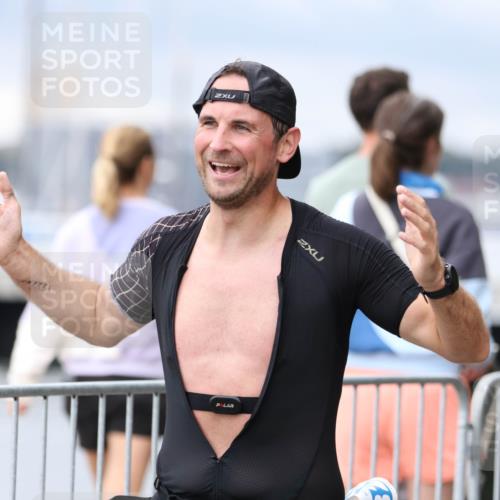 16.08.2026 - KN Förde Triathlon 2026 Antke Förster http://msf.ph/oto/10005357 16.08.2026 11:56:17 Laufen 2 meine-sportfotos.de