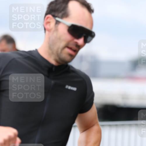 16.08.2026 - KN Förde Triathlon 2026 Antke Förster http://msf.ph/oto/10005565 16.08.2026 11:57:15 Laufen 399, 2040 meine-sportfotos.de