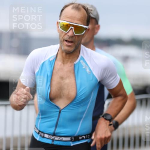 16.08.2026 - KN Förde Triathlon 2026 Antke Förster http://msf.ph/oto/10005609 16.08.2026 11:57:30 Laufen  meine-sportfotos.de