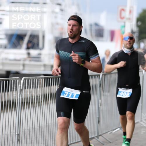 16.08.2026 - KN Förde Triathlon 2026 Antke Förster http://msf.ph/oto/10005649 16.08.2026 11:57:42 Laufen 408, 311 meine-sportfotos.de
