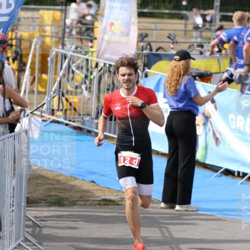 16.08.2026 - KN Förde Triathlon 2026 Antke Förster http://msf.ph/oto/10005691 16.08.2026 16:04:25 Laufen 12 meine-sportfotos.de