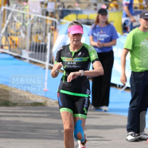16.08.2026 - KN Förde Triathlon 2026 Antke Förster http://msf.ph/oto/10005723 16.08.2026 16:05:56 Laufen  meine-sportfotos.de