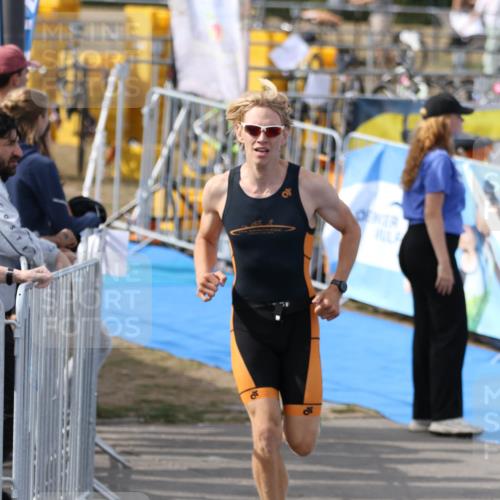 16.08.2026 - KN Förde Triathlon 2026 Antke Förster http://msf.ph/oto/10005767 16.08.2026 16:06:25 Laufen  meine-sportfotos.de