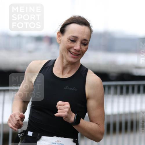 16.08.2026 - KN Förde Triathlon 2026 Antke Förster http://msf.ph/oto/10005780 16.08.2026 10:18:33 Laufen 90, 2026, 200 meine-sportfotos.de