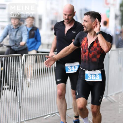 16.08.2026 - KN Förde Triathlon 2026 Antke Förster http://msf.ph/oto/10005845 16.08.2026 11:58:31 Laufen 342, 383, 2 meine-sportfotos.de