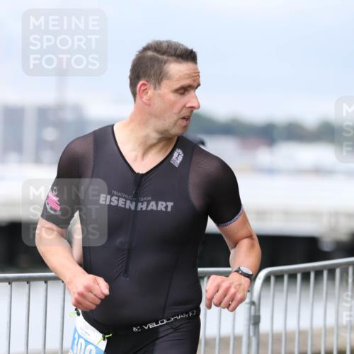 16.08.2026 - KN Förde Triathlon 2026 Antke Förster http://msf.ph/oto/10005941 16.08.2026 11:58:59 Laufen 09 meine-sportfotos.de