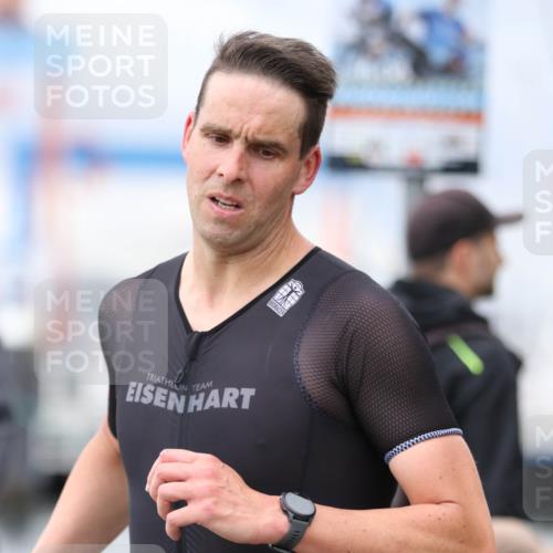 16.08.2026 - KN Förde Triathlon 2026 Antke Förster http://msf.ph/oto/10005949 16.08.2026 11:59:00 Laufen  meine-sportfotos.de