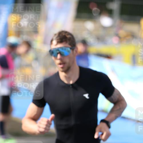 16.08.2026 - KN Förde Triathlon 2026 Antke Förster http://msf.ph/oto/10006007 16.08.2026 16:17:31 Laufen  meine-sportfotos.de