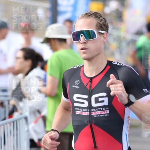 16.08.2026 - KN Förde Triathlon 2026 Antke Förster http://msf.ph/oto/10006075 16.08.2026 16:23:51 Laufen  meine-sportfotos.de