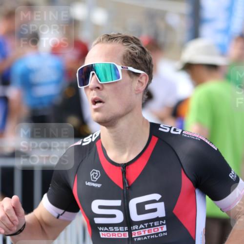16.08.2026 - KN Förde Triathlon 2026 Antke Förster http://msf.ph/oto/10006079 16.08.2026 16:23:51 Laufen  meine-sportfotos.de