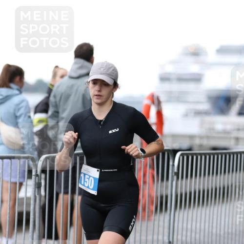 16.08.2026 - KN Förde Triathlon 2026 Antke Förster http://msf.ph/oto/10006100 16.08.2026 10:20:27 Laufen 150, 2 meine-sportfotos.de