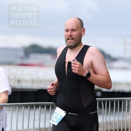 16.08.2026 - KN Förde Triathlon 2026 Antke Förster http://msf.ph/oto/10006277 16.08.2026 12:01:35 Laufen 82 meine-sportfotos.de