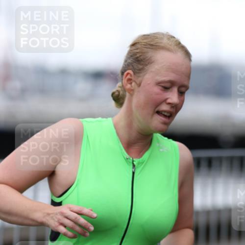 16.08.2026 - KN Förde Triathlon 2026 Antke Förster http://msf.ph/oto/10006318 16.08.2026 10:21:45 Laufen 2006, 240 meine-sportfotos.de