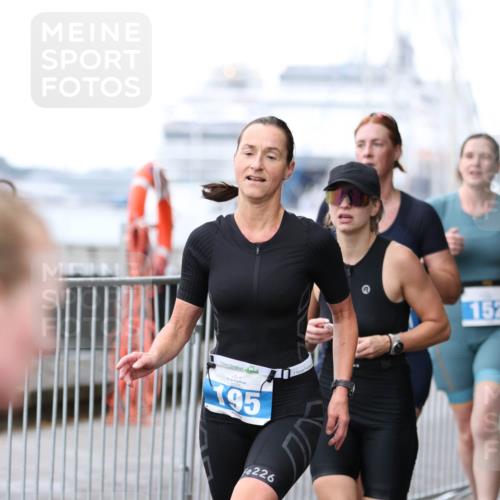 16.08.2026 - KN Förde Triathlon 2026 Antke Förster http://msf.ph/oto/10006345 16.08.2026 10:21:53 Laufen 195, 226, 152 meine-sportfotos.de
