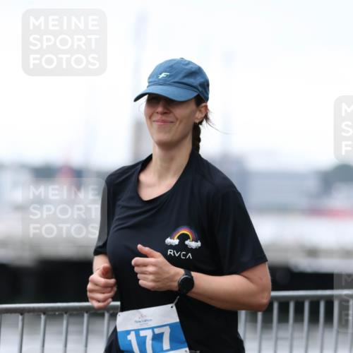 16.08.2026 - KN Förde Triathlon 2026 Antke Förster http://msf.ph/oto/10006558 16.08.2026 10:23:18 Laufen 177 meine-sportfotos.de