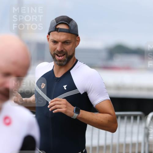 16.08.2026 - KN Förde Triathlon 2026 Antke Förster http://msf.ph/oto/10006562 16.08.2026 12:04:10 Laufen 359 meine-sportfotos.de