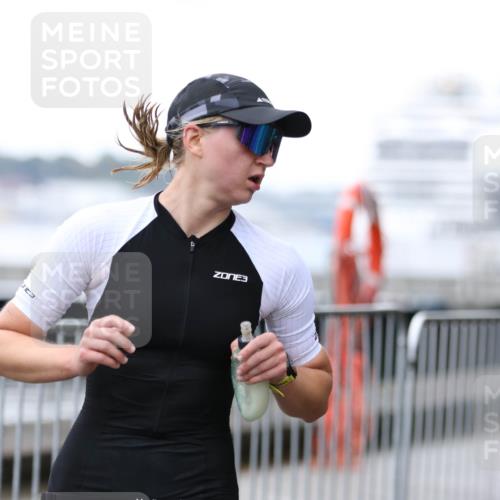 16.08.2026 - KN Förde Triathlon 2026 Antke Förster http://msf.ph/oto/10006621 16.08.2026 10:23:57 Laufen 2026, 127, 3 meine-sportfotos.de