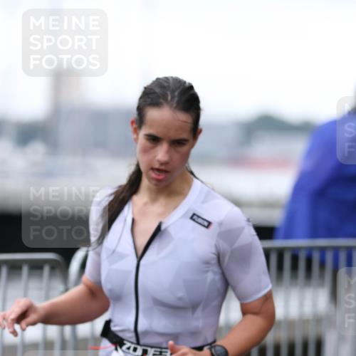 16.08.2026 - KN Förde Triathlon 2026 Antke Förster http://msf.ph/oto/10006669 16.08.2026 10:24:12 Laufen 118 meine-sportfotos.de