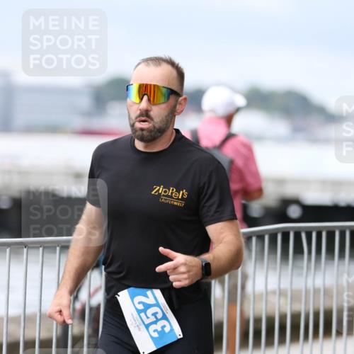 16.08.2026 - KN Förde Triathlon 2026 Antke Förster http://msf.ph/oto/10006733 16.08.2026 12:05:26 Laufen 352 meine-sportfotos.de